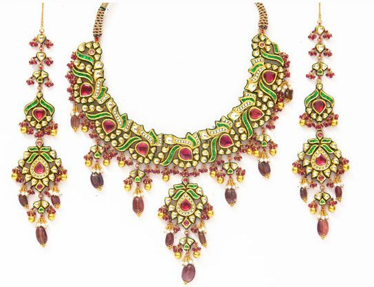 Silently death from jewelry