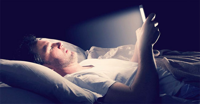 Smart phones are the culprits of sleep disturbance