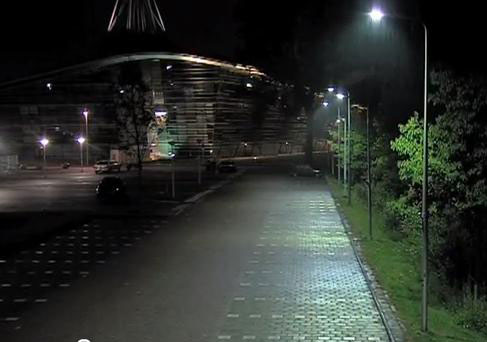 Smart street light saves 80% of energy