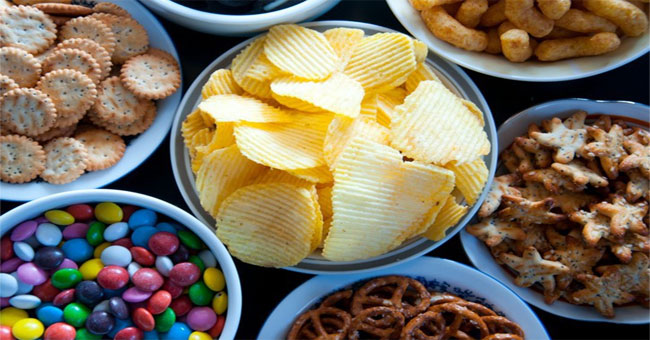 Snacking is everyone's favorite, but these two reasons are that you'll forget it and immediately