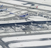 Snowfall causes traffic disturbance in Japan
