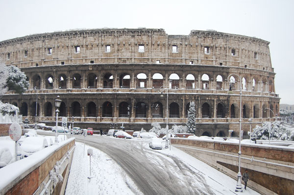 Snowfall records threaten historic Italy
