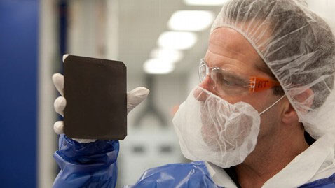 Solar cells absorb 99.7% of light