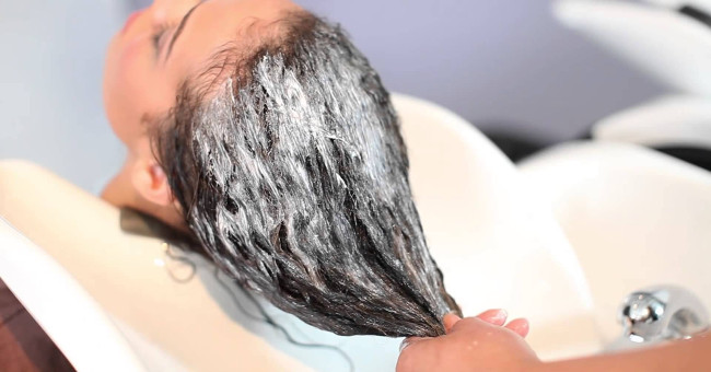 Some notes when steaming oil for hair