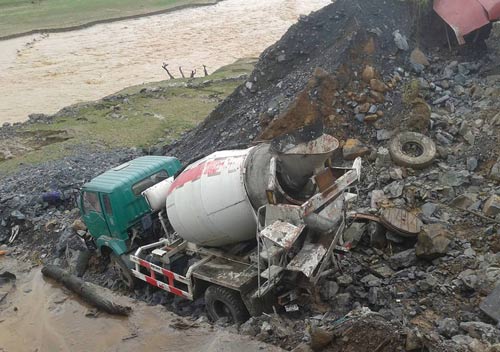 Son La rains and floods, leaving 11 people dead and missing