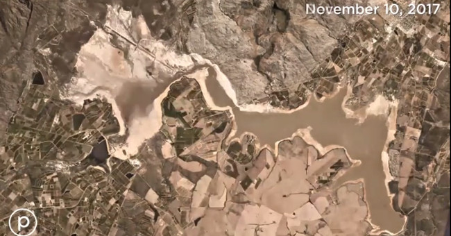 South Africa hydroelectric dam has a capacity of 480 billion liters of running water