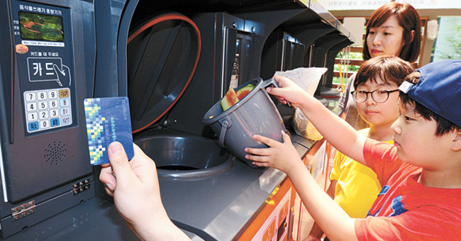 South Korea: Smart Trash Contains Food Waste