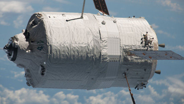 Space station increased to receive Soyuz train