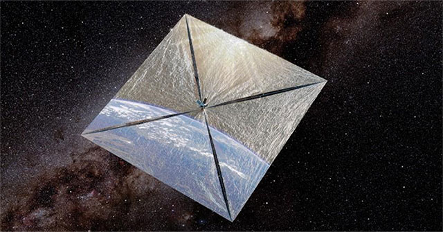 Spacecraft can fly forever without fuel thanks to this