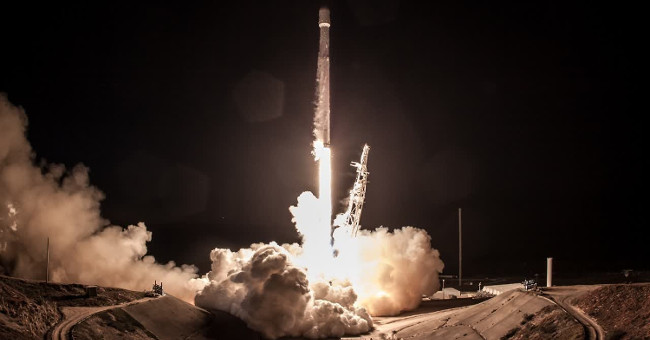 SpaceX is about to launch 5 missiles in a month