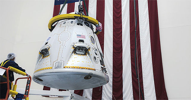 SpaceX tested the space shuttle Crew Dragon, which had eight engines