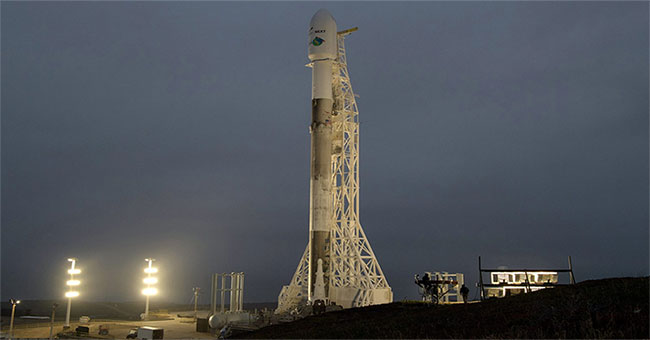 SpaceX's boosters fell into the sea during a supply flight to ISS