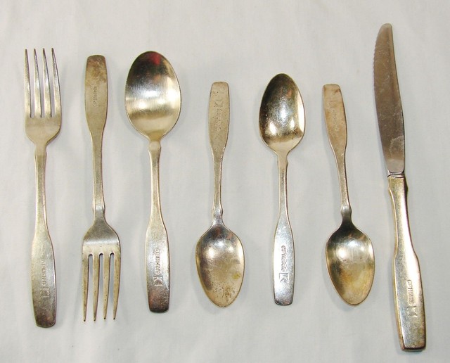 Spoons, copper plates and silver destroy bacteria after 8 hours