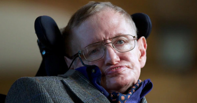 Stephen Hawking: People should use the energy of black holes to generate electricity