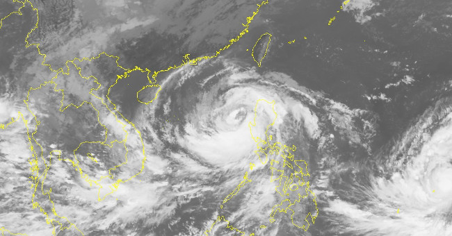 Storm No. 7 increases 2 levels when entering the East Sea