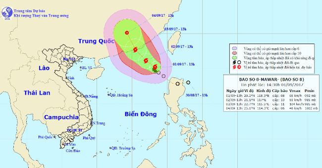 Storm No. 8 continues to grow, Hanoi has rain
