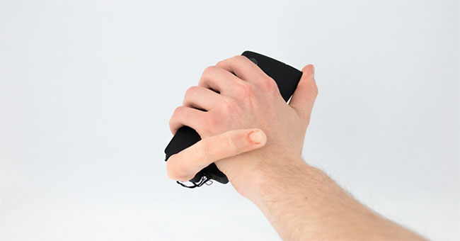 Strange and scary robot ... fingers