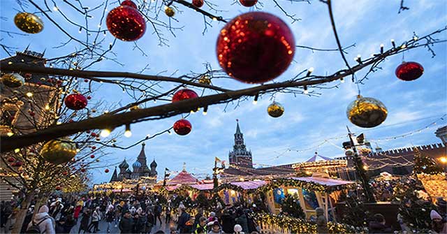 Strange Christmas in Moscow: No snow
