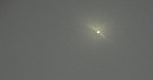 Strange light causes confusion in the sky of China