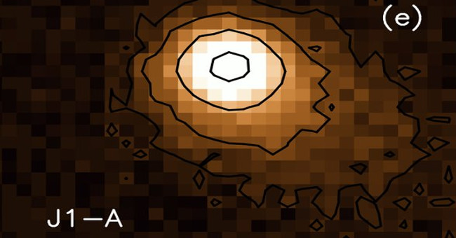 Strange meteorite split itself