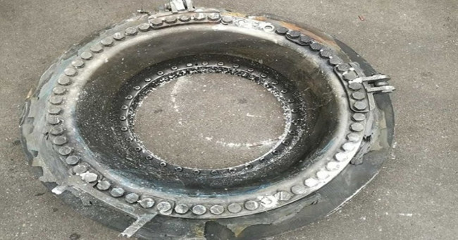 Strange objects caught fire on the top of Chinese mountains