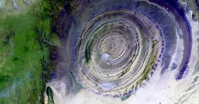 Strange structure in the Sahara desert