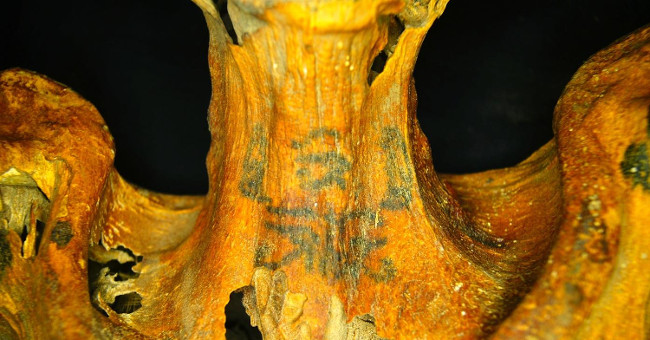 Strange tattoos on the mummy of 3,000-year-old Egyptian women