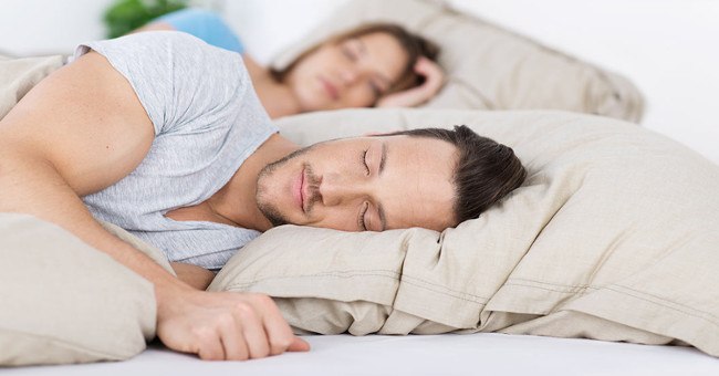Strange things happen to the body when sinking to sleep