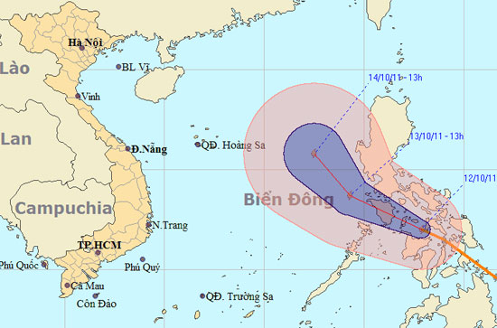 Strong Banyan storm level 8 on the East Sea