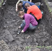 Students 'dream hands' find 'ancient Roman treasures'