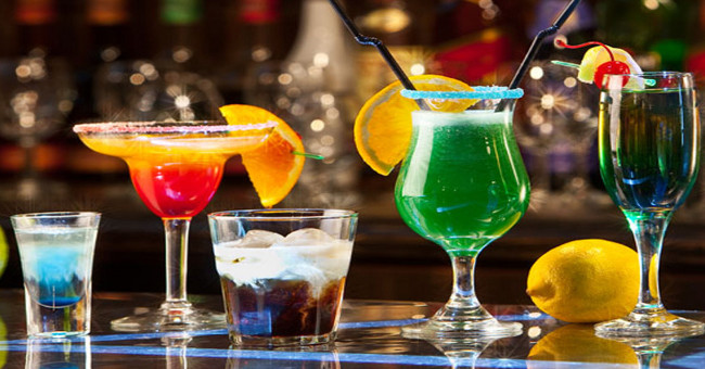 Students make automatic cocktail mixing machine with smartphone