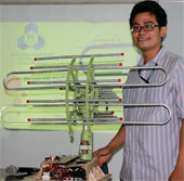 Students of automatic antenna design