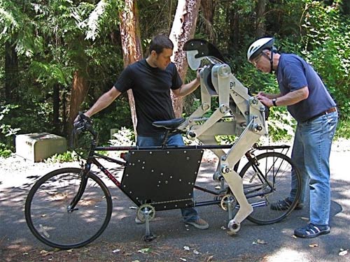 Sub robot ride