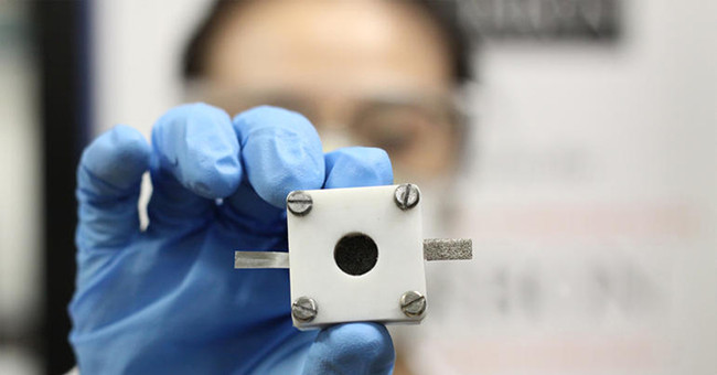 Successfully fabricated air zinc batteries, store electricity 5 times more than lithium-ion batteries