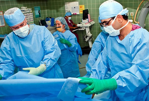 Successfully implanted the world's smallest artificial heart