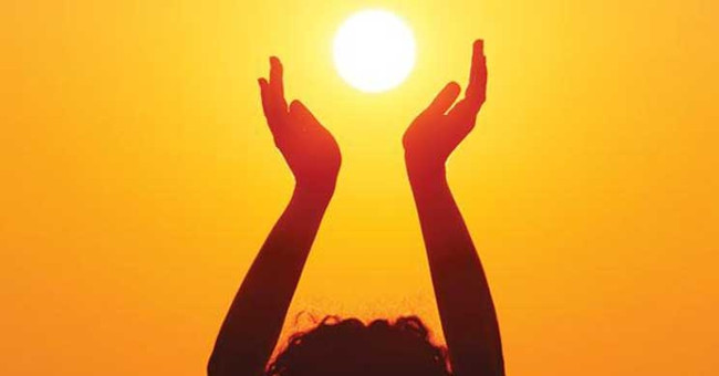 Sunbathing 12 hours at noon to absorb the most vitamin D