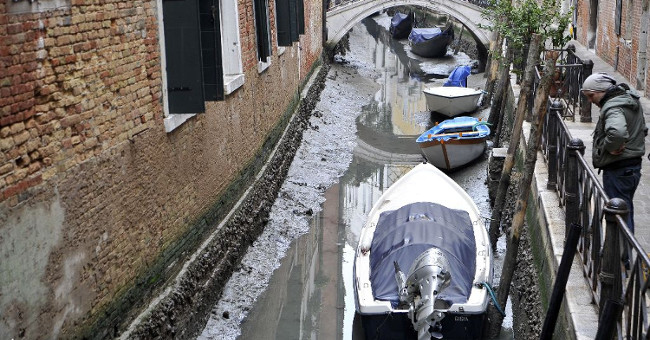 'Super Blue Moon Blood' has made the romantic city of Venice fall into this tragedy