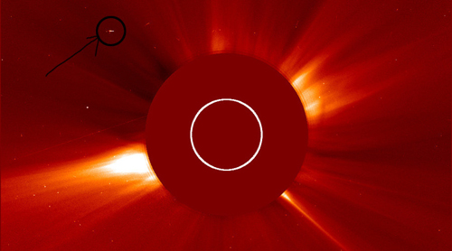 Super giant UFO near the Sun?