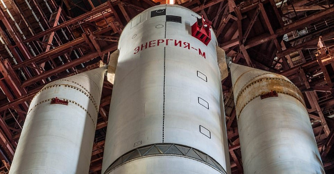 Super Soviet boosters rusted in storage for 20 years