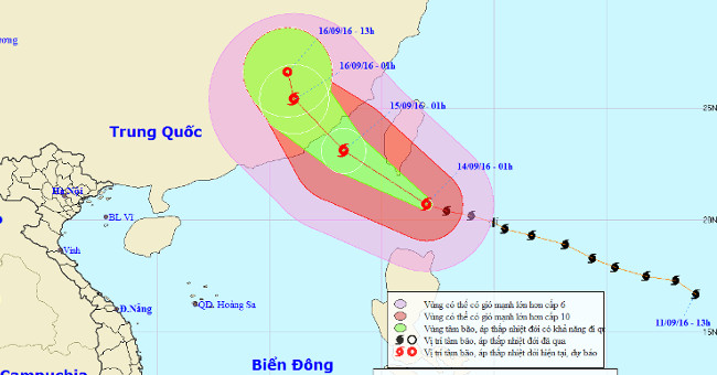 Super storm Meranti moves quickly into the East Sea