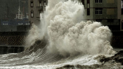 Super waves appear more and more