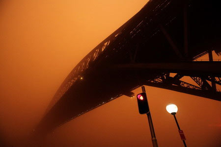 Sydney is red because of the unusual sandstorm