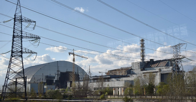 Taking giant steel blocks weighing 36 thousand tons on Chernobyl atomic reactor