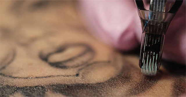 Tattoos can leave nickel and chromium in the lymph nodes