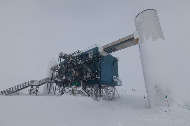 Telescope glass researches dark matter