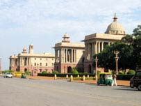 Ten people died, millions of people suffered because of the heat in northern India