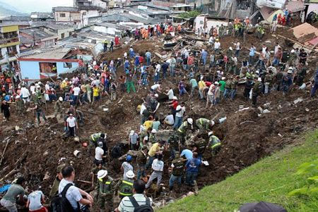 Terrifying land in Colombia, 29 people were buried