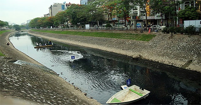 Test of cleaning by Japanese technology: To Lich River water has less smell, environmental index changes positively