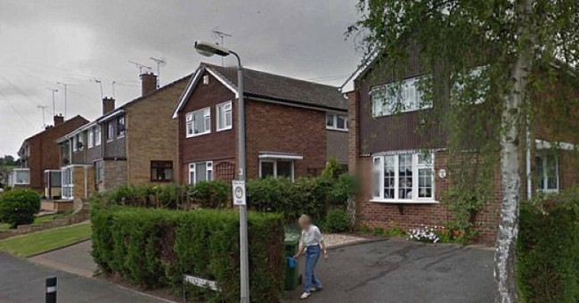 Thanks to Google Earth, the girl saw her lost mother watering plants