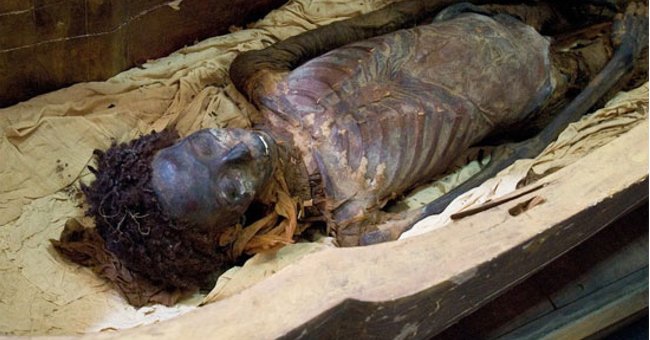 The 10 weirdest burial procedures in the world